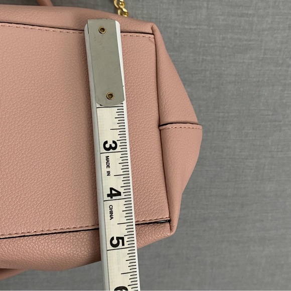NEW Victoria's Secret Convertible Purse Shoulder Bag in Pink - Picture 5 of 13